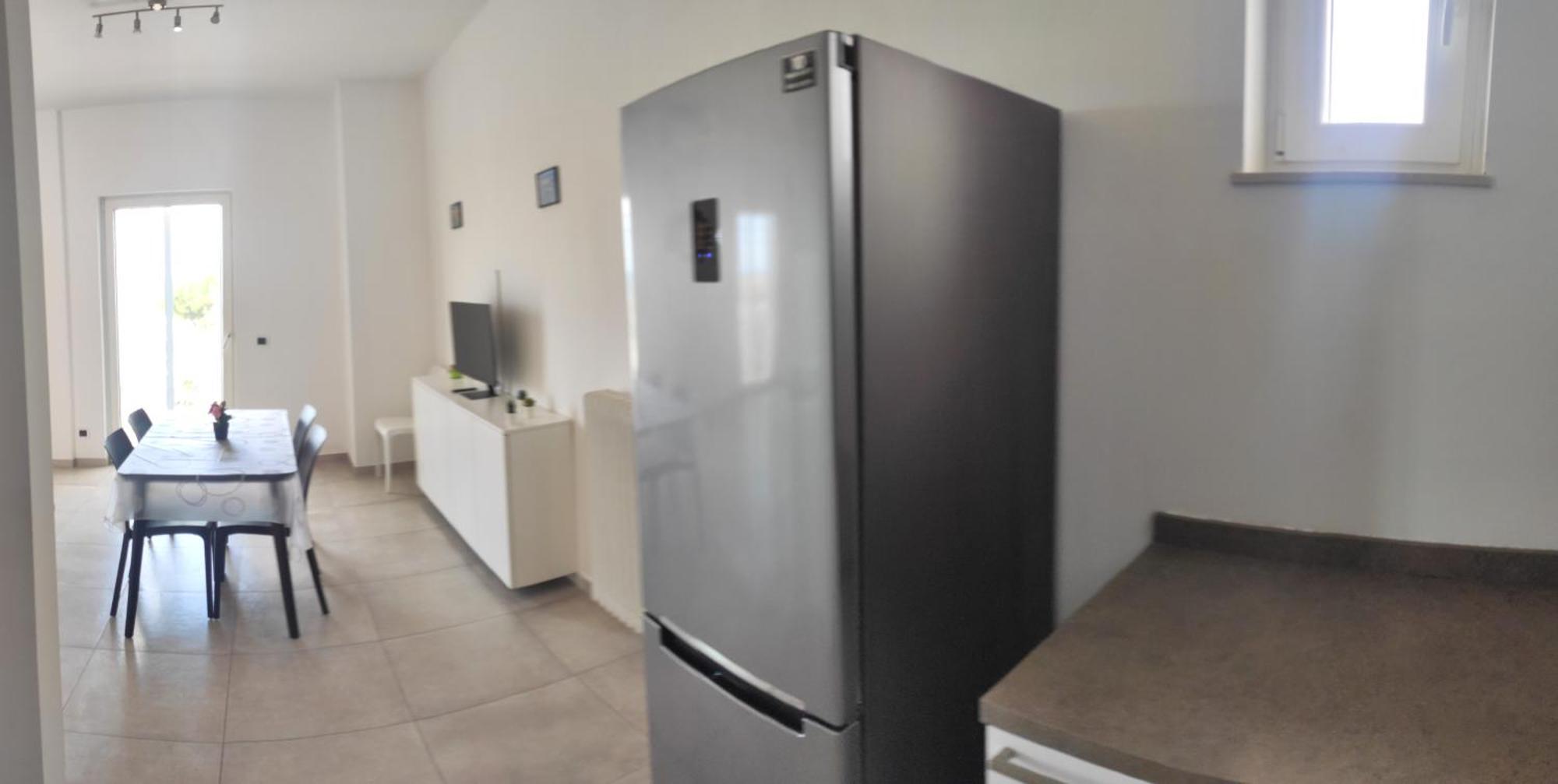 Seagull Apartments - Front And Sea View & Airport 바리 외부 사진