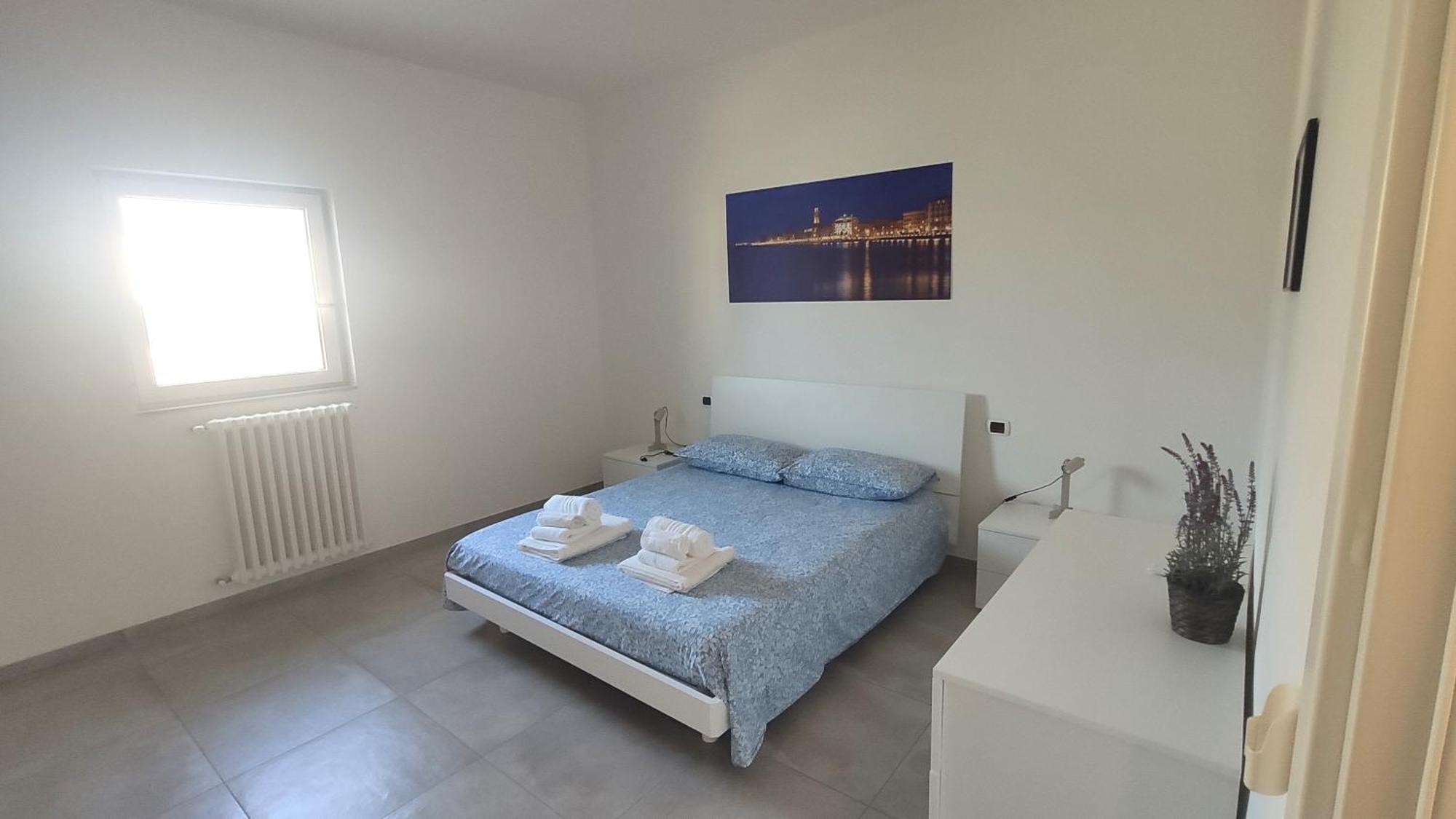 Seagull Apartments - Front And Sea View & Airport 바리 외부 사진